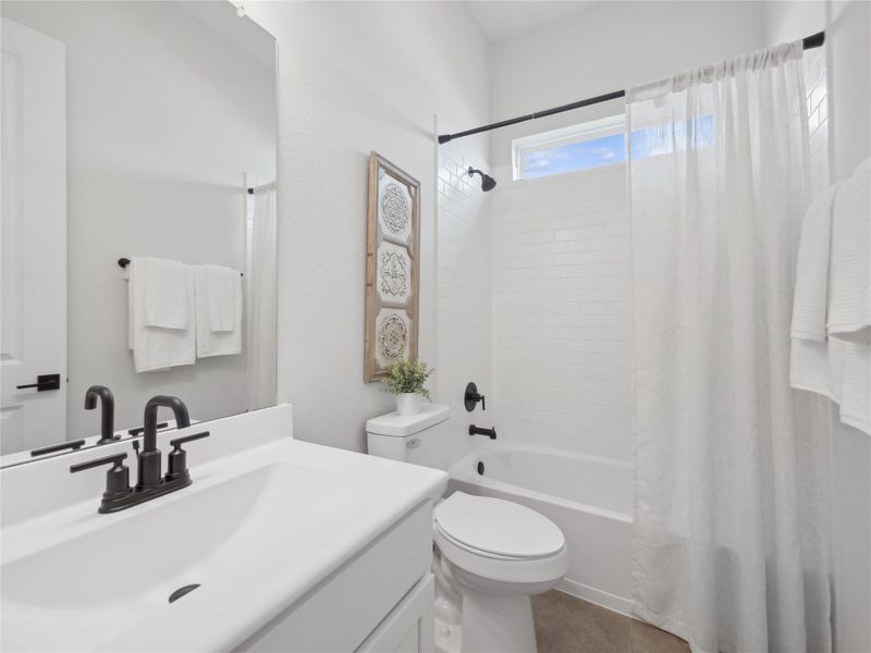 Hall bath (*Photo not of actual home and used for illustration purposes only.) Hall bath (*Photo not of actual home and used for illustration purposes only.)