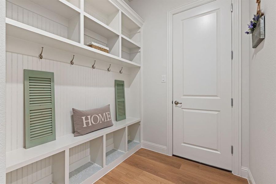 Furnished interior view inside a new home in Inspiration, Lucas (Image 15).