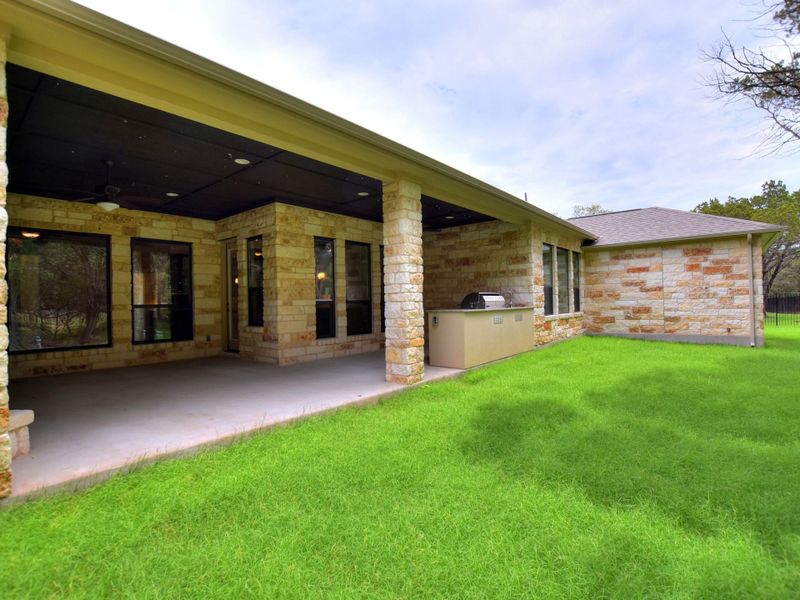 Representative exterior details of a home built from the Avalon by Giddens Homes in Scofield Farms Estates, Georgetown (Image 68).