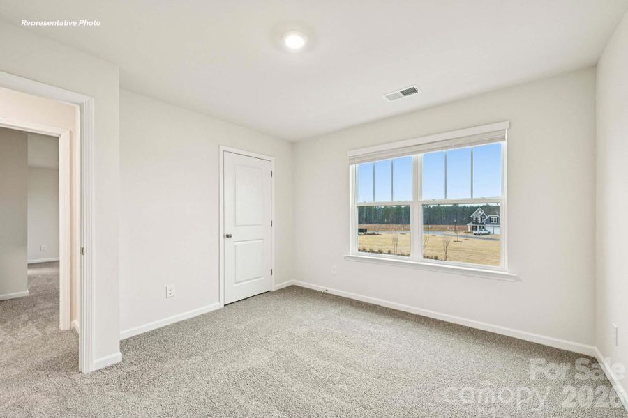 Spacious, unfurnished interior of a new home in The Hamptons at Hickory, Hickory (Image 16).