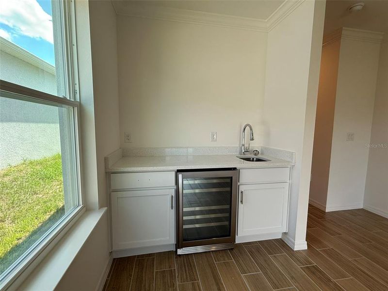 Furnished interior view inside a new home in , Mascotte (Image 11).