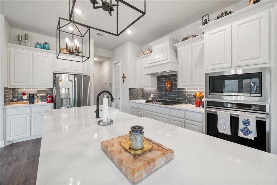 Furnished interior view inside a new home in , Sunnyvale (Image 26). Furnished interior view inside a new home in , Sunnyvale (Image 26).