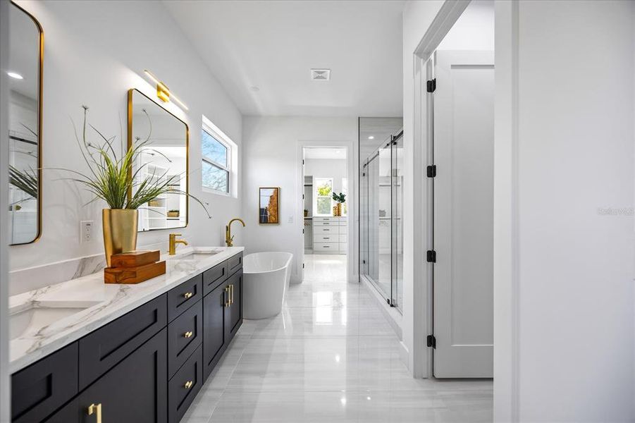 Furnished interior view inside a new home in , Tampa (Image 34).