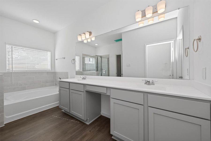 Furnished interior view inside a new home in Enclave at Willis, Willis (Image 12).