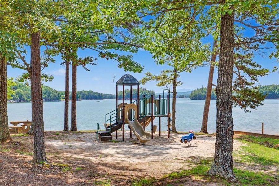 Community amenities in , Blairsville (Image 37).