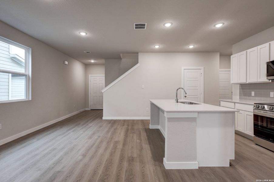 Furnished interior view inside a new home in Mesa Vista, San Antonio (Image 5).