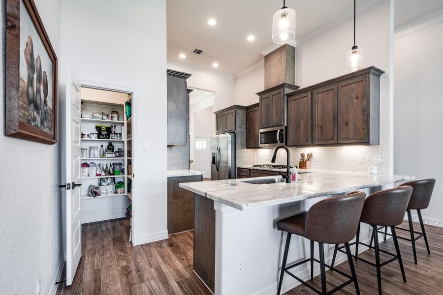 Furnished interior view inside a new home in , Anahuac (Image 13).