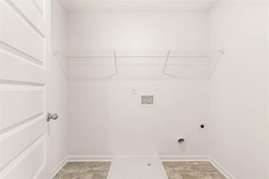 Spacious, unfurnished interior of a new home in Westland, Bogart (Image 20). Spacious, unfurnished interior of a new home in Westland, Bogart (Image 20).