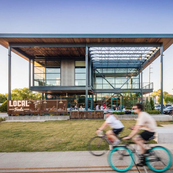 The Hike & Bike Trail at MKT and Lawrence Park. The Heights HEB is just a few blocks away, with additional options like Whole Foods, Central Market, and the Heights Mercantile farmers market nearby. Enjoy the connivence of popular nearby spots like Heights Bier Garten, Loro, Local Foods and More! The Hike & Bike Trail at MKT and Lawrence Park. The Heights HEB is just a few blocks away, with additional options like Whole Foods, Central Market, and the Heights Mercantile farmers market nearby. Enjoy the connivence of popular nearby spots like Heights Bier Garten, Loro, Local Foods and More!