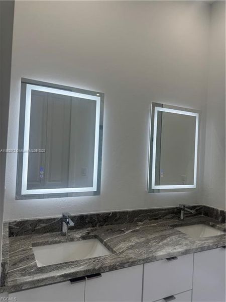 Furnished interior view inside a new home in , Lehigh Acres (Image 7).