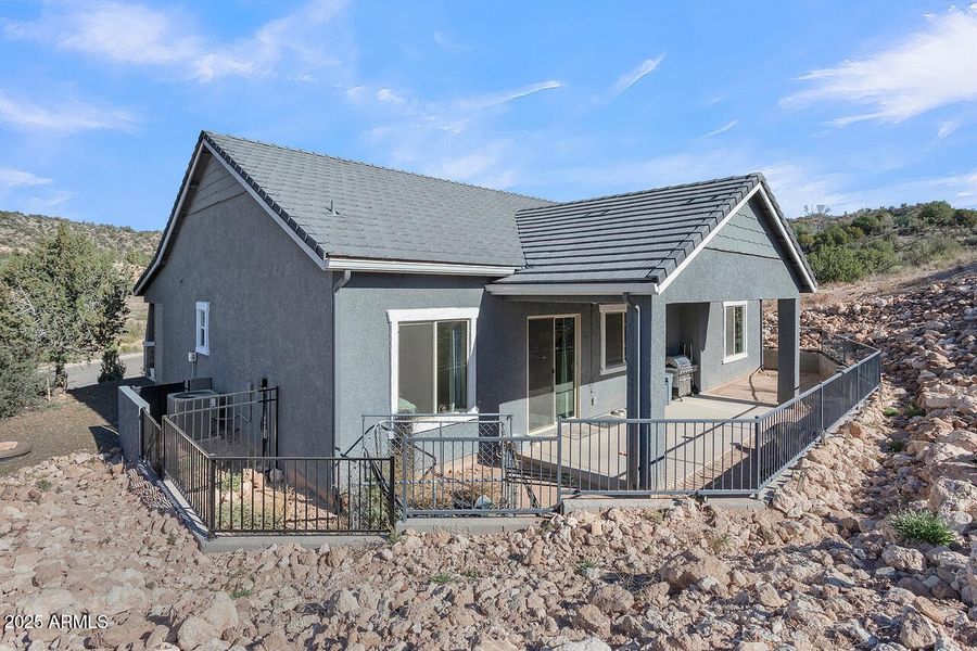 HK5A0331-1280 HK5A0331-1280