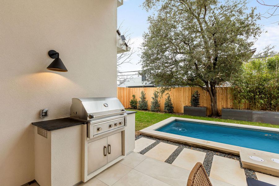 Exterior details and patio area of a home in , Austin (Image 22).