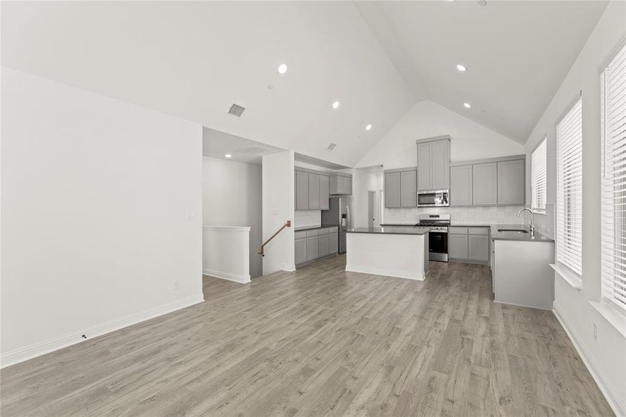 Image 35 of a home in Chelsea Commons.