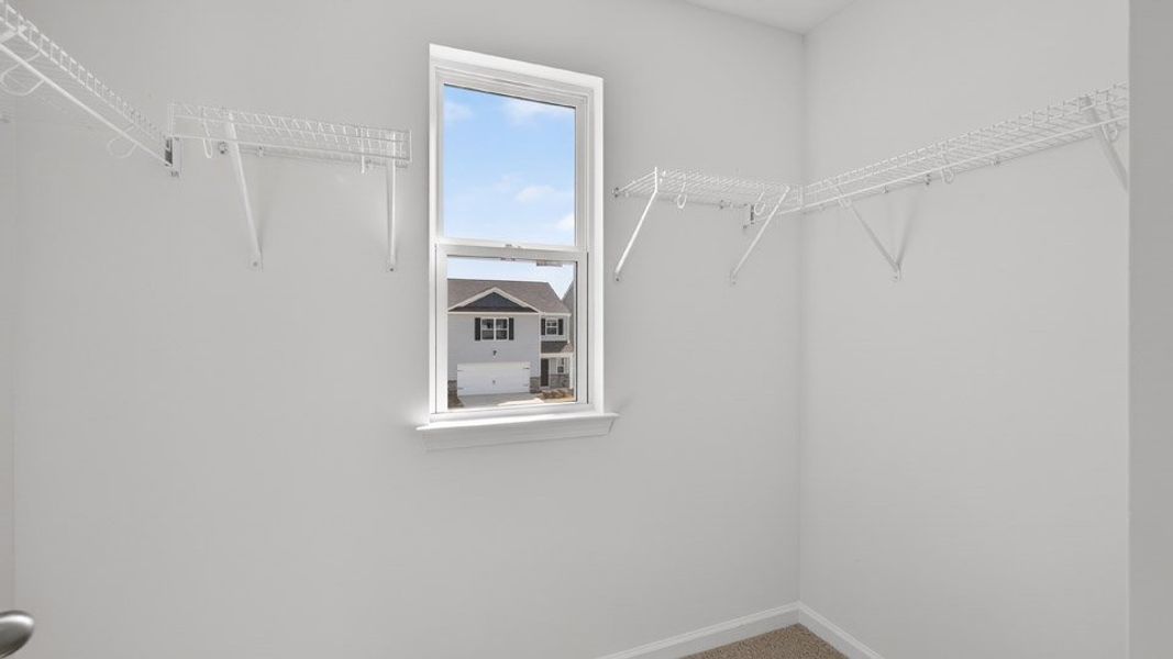 Representative unfurnished interior of a home built from the Taylor by D.R. Horton in Belle Grove, Wendell (Image 16).