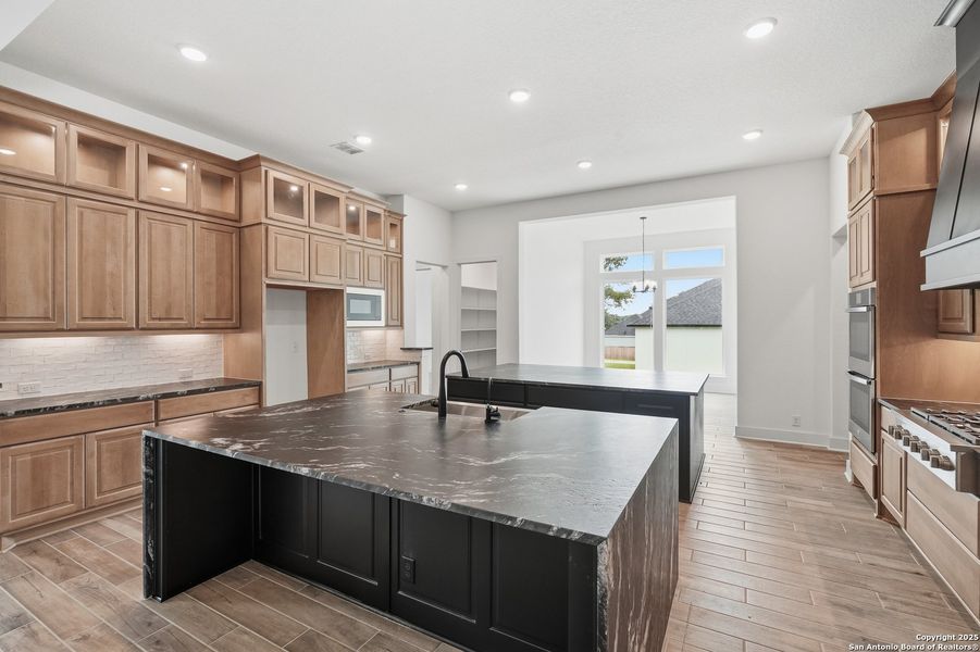 Furnished interior view inside a new home in Caliza Reserve, Boerne (Image 17). Furnished interior view inside a new home in Caliza Reserve, Boerne (Image 17).