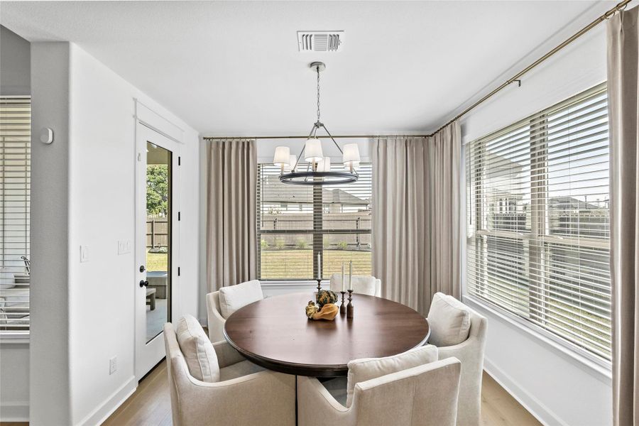 Furnished interior view inside a new home in , Bryan (Image 9).