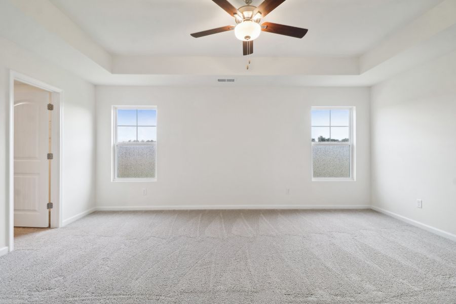 Spacious, unfurnished interior of a new home in Portrait Hills, Aiken (Image 18).
