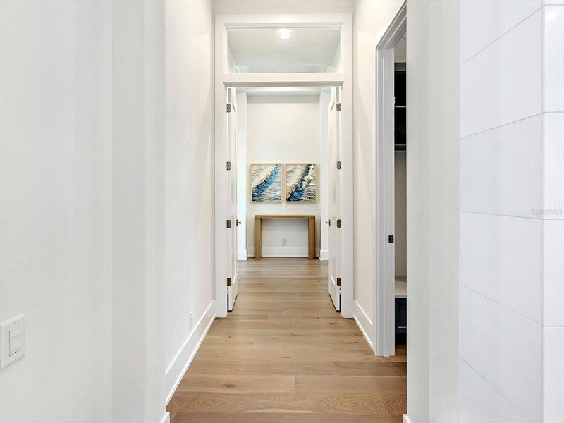 Spacious, unfurnished interior of a new home in , Lakewood Ranch (Image 21).