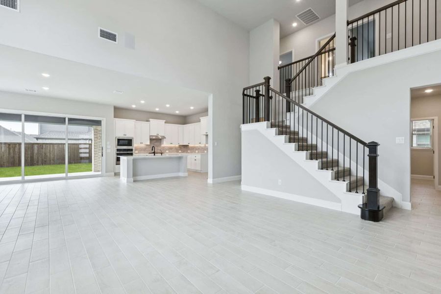 Image 26 of a home in Las Lomas. Image 26 of a home in Las Lomas.