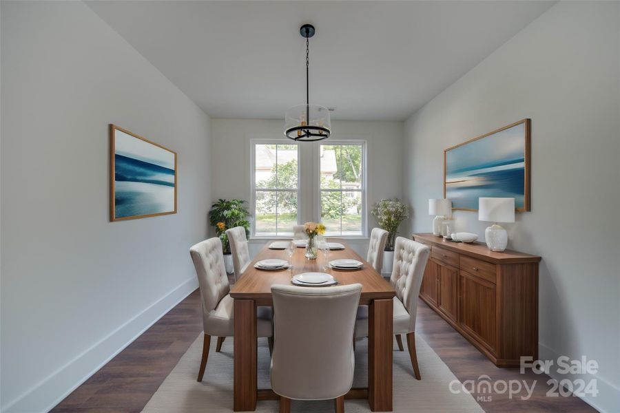 DINING ROOM VIRTUALLY STAGED