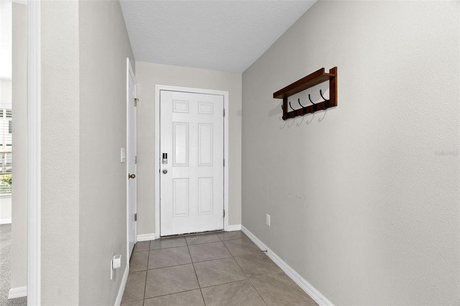 Spacious, unfurnished interior of a new home in Pine Creek, Spring Hill (Image 14).