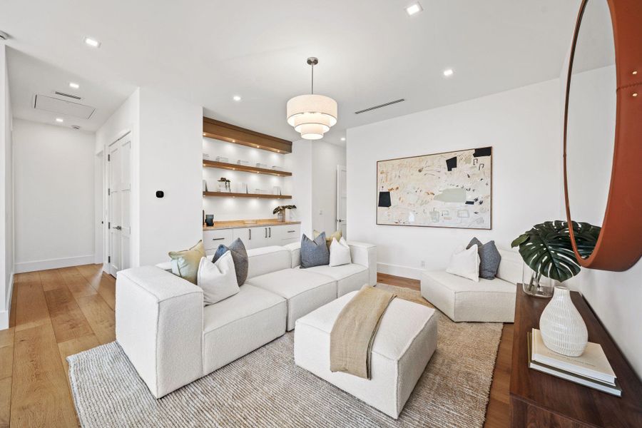 57-web-or-mls-MIK07529