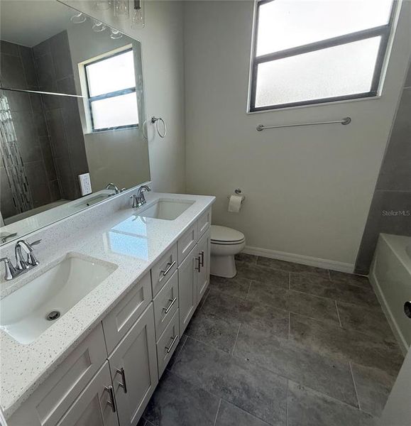 Furnished interior view inside a new home in , Cape Coral (Image 8).