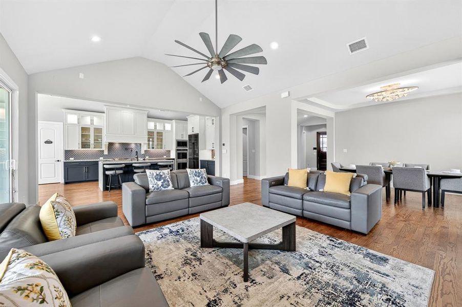 Furnished interior view inside a new home in Light Farms Graham/Reagan, Celina (Image 32).