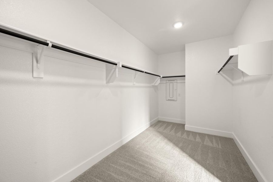 Spacious, unfurnished interior of a new home in Bridgewater, Midlothian (Image 18).