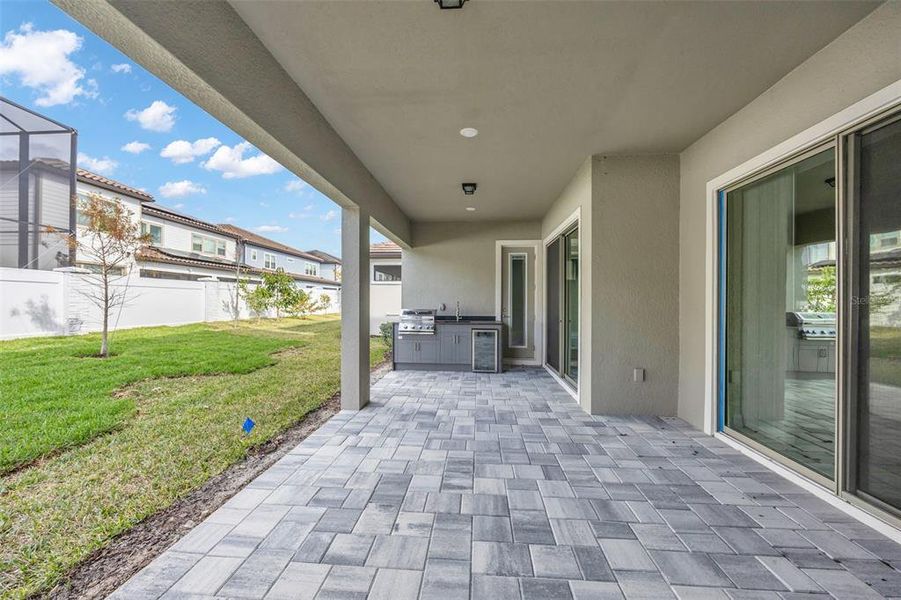 Exterior details and patio area of a home in Phillips Grove, Orlando (Image 29).