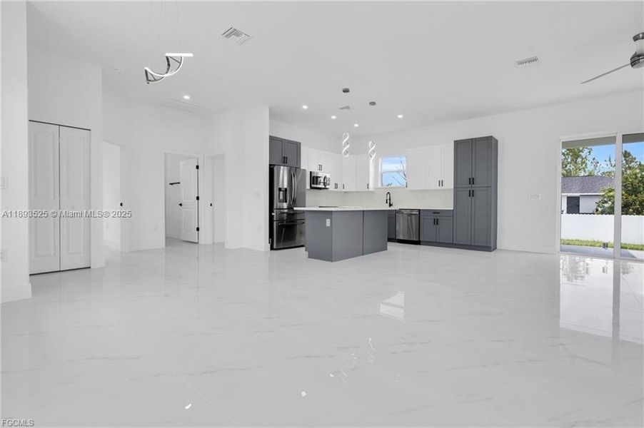 Image 23 of a home in . Image 23 of a home in .