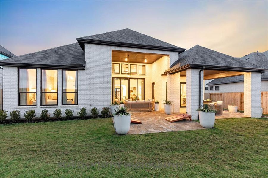 Exterior details and patio area of a home in Star Trail, Prosper (Image 19).