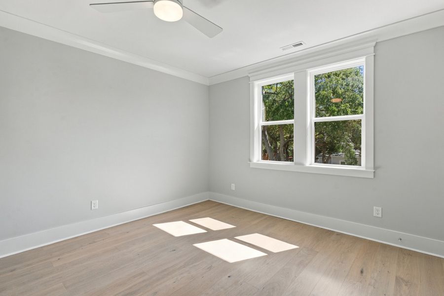Representative unfurnished interior of a home built from the The Emerson by RobuckHomes in Stonehenge, Raleigh (Image 218).