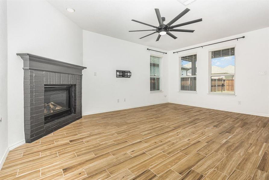 Spacious, unfurnished interior of a new home in , Royse City (Image 24).