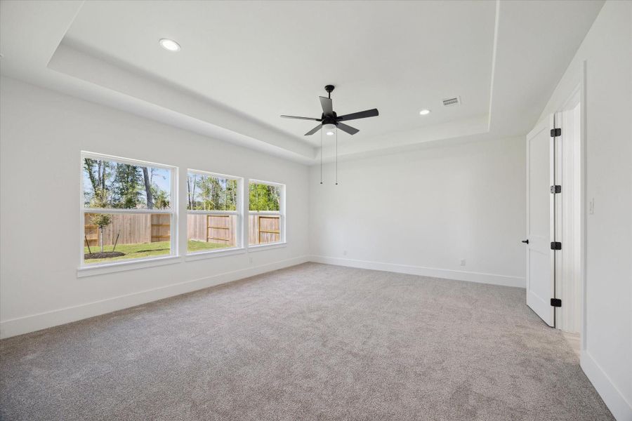 Spacious, unfurnished interior of a new home in Artavia, Conroe (Image 17). Spacious, unfurnished interior of a new home in Artavia, Conroe (Image 17).