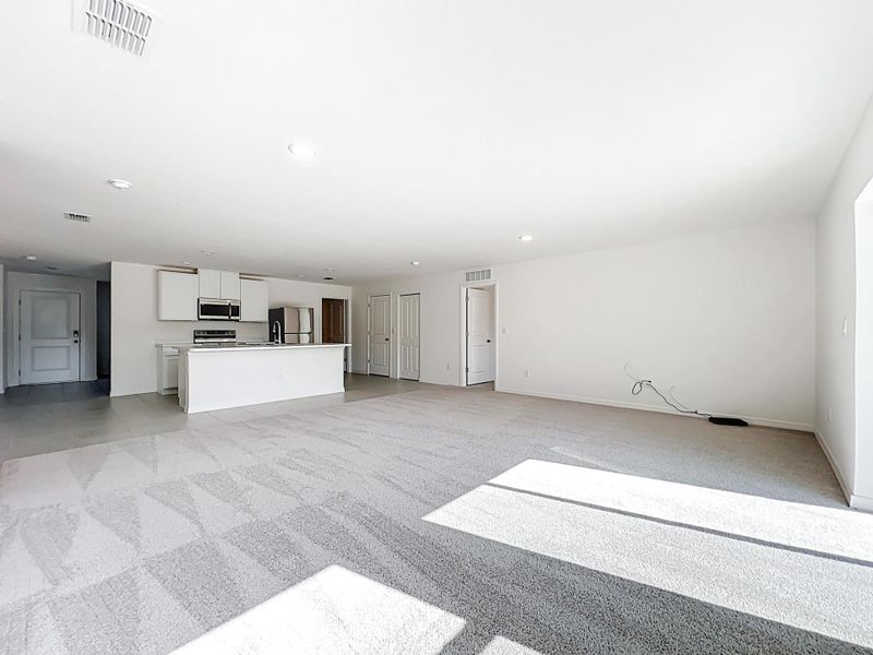 1390 Schumann Drive-39