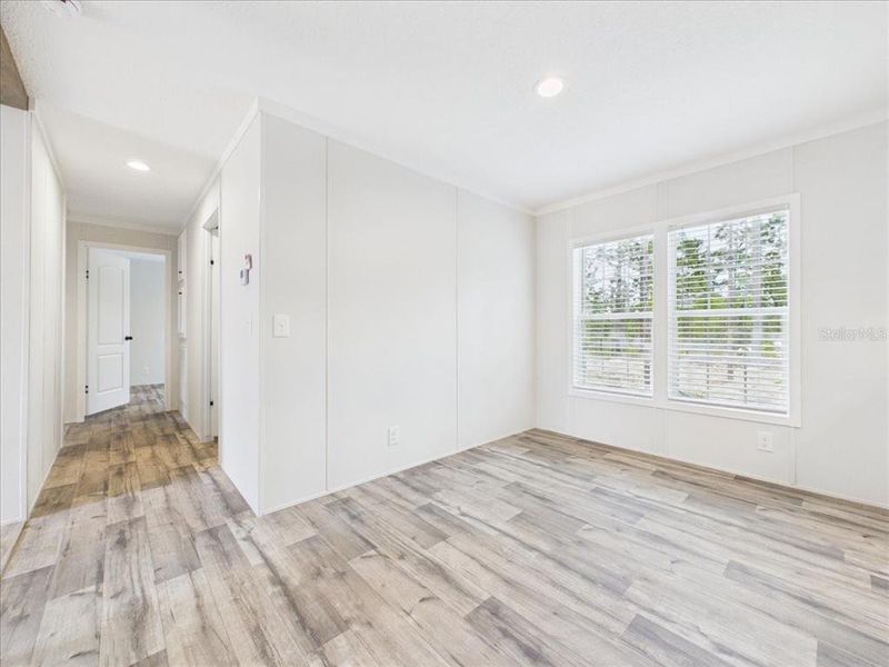 Spacious, unfurnished interior of a new home in , Hawthorne (Image 28).