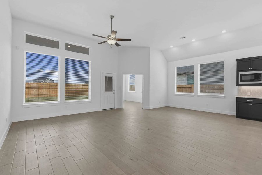 Spacious, unfurnished interior of a new home in Attwater 55s, Waller (Image 12).