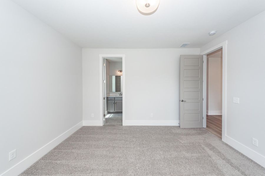 Spacious, unfurnished interior of a new home in , Ridgeville (Image 44). Spacious, unfurnished interior of a new home in , Ridgeville (Image 44).