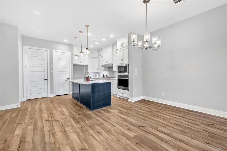 Furnished interior view inside a new home in Hillside at Las Colinas, Irving (Image 18).