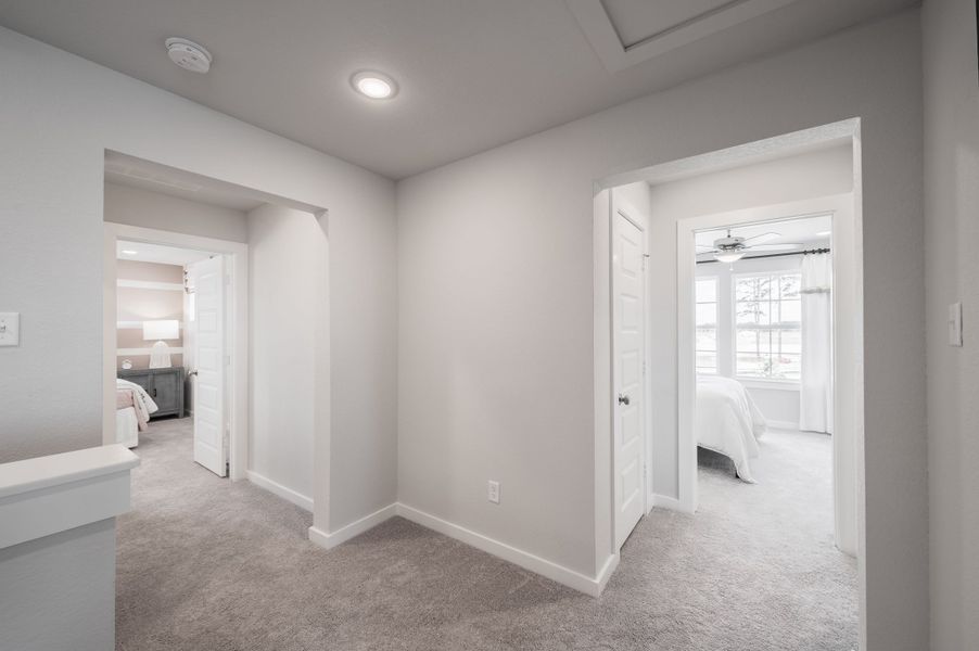 Representative unfurnished interior of a home built from the Yellowstar by Tri Pointe Homes in Mason Woods, Cypress (Image 19).