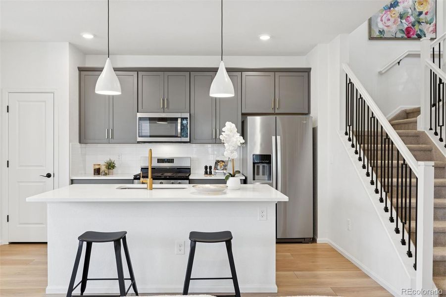 Main Level: Kitchen Main Level: Kitchen