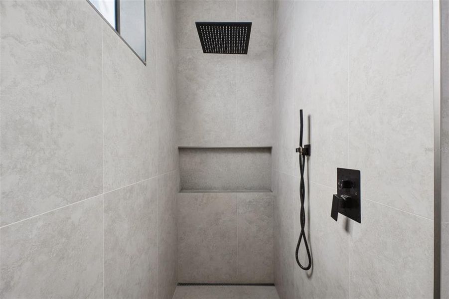 Close-up of interior finishes inside a home in , Port Charlotte (Image 20).