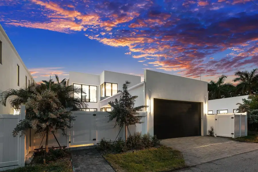 010-731Southeast4thAvenue-DelrayBeach-FL 010-731Southeast4thAvenue-DelrayBeach-FL