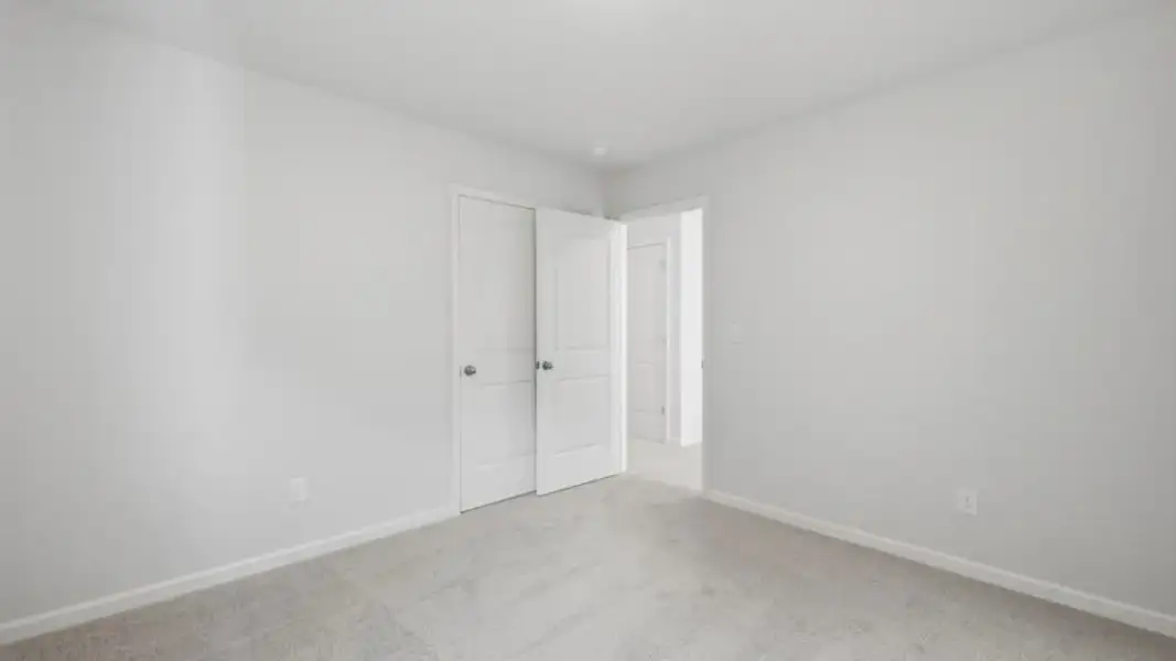 Spacious, unfurnished interior of a new home in Oaks at Cedar Grove, Fairburn (Image 13). Spacious, unfurnished interior of a new home in Oaks at Cedar Grove, Fairburn (Image 13).