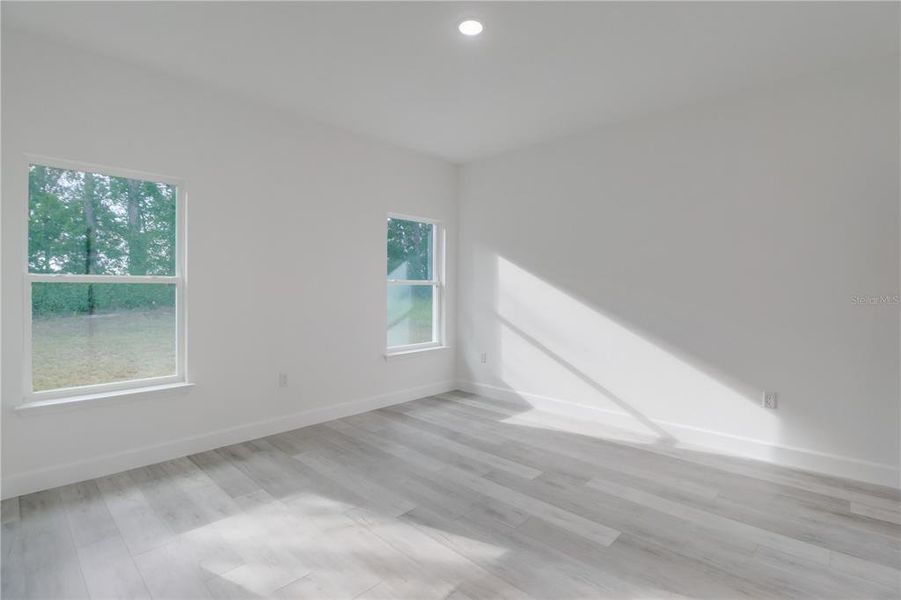 Image 18 of a home in .