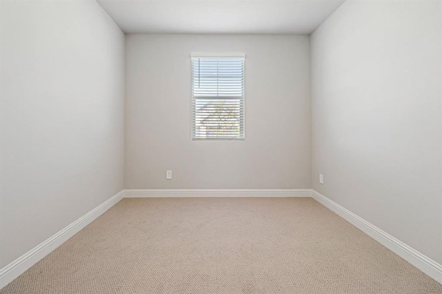 Spacious, unfurnished interior of a new home in Lakehaven - Premier Series, Farmersville (Image 30).