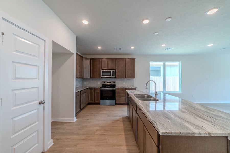 Furnished interior view inside a new home in Pleasant Hill, Bryan (Image 3).