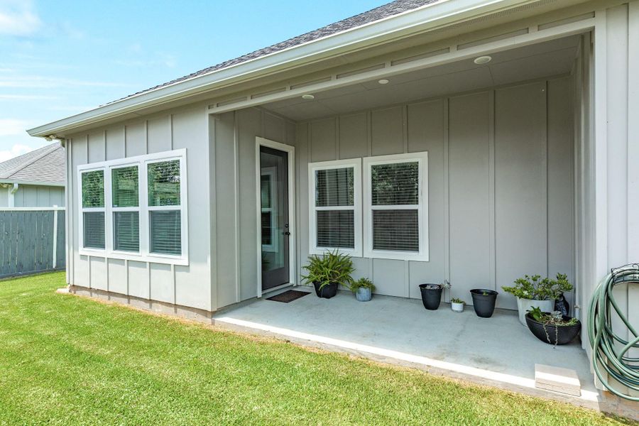 Exterior details and patio area of a home in , West Columbia (Image 24).