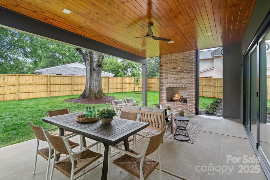 Exterior details and patio area of a home in , Charlotte (Image 20).
